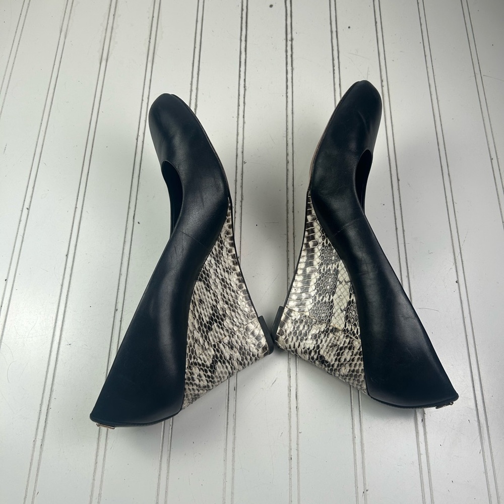 Coach Black Leather Wedge Heels Snakeskin Heel Women’s Size 10 - Picture 4 of 11